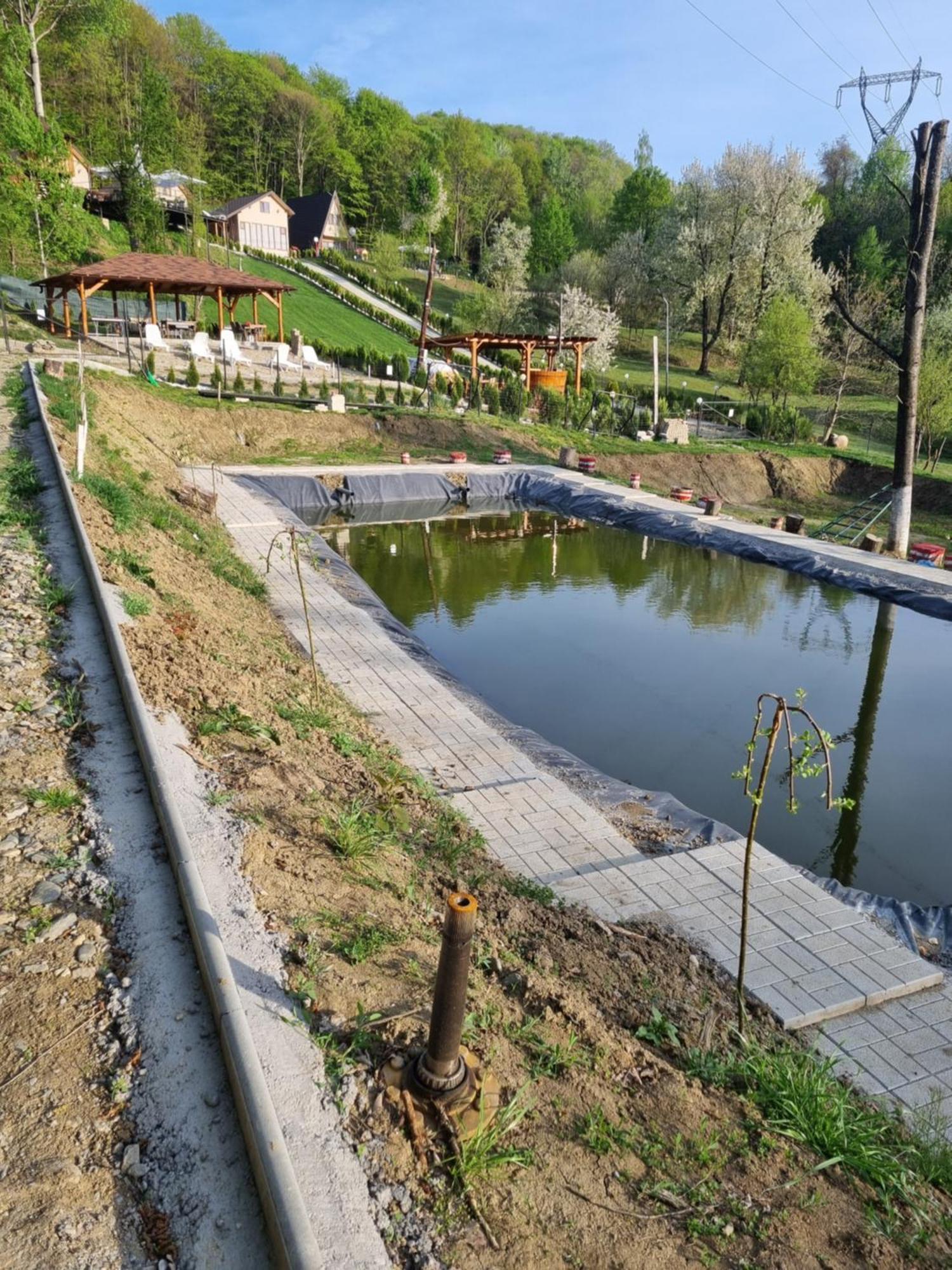 La Maria Si Ioana Curtea de Argeş Exterior foto