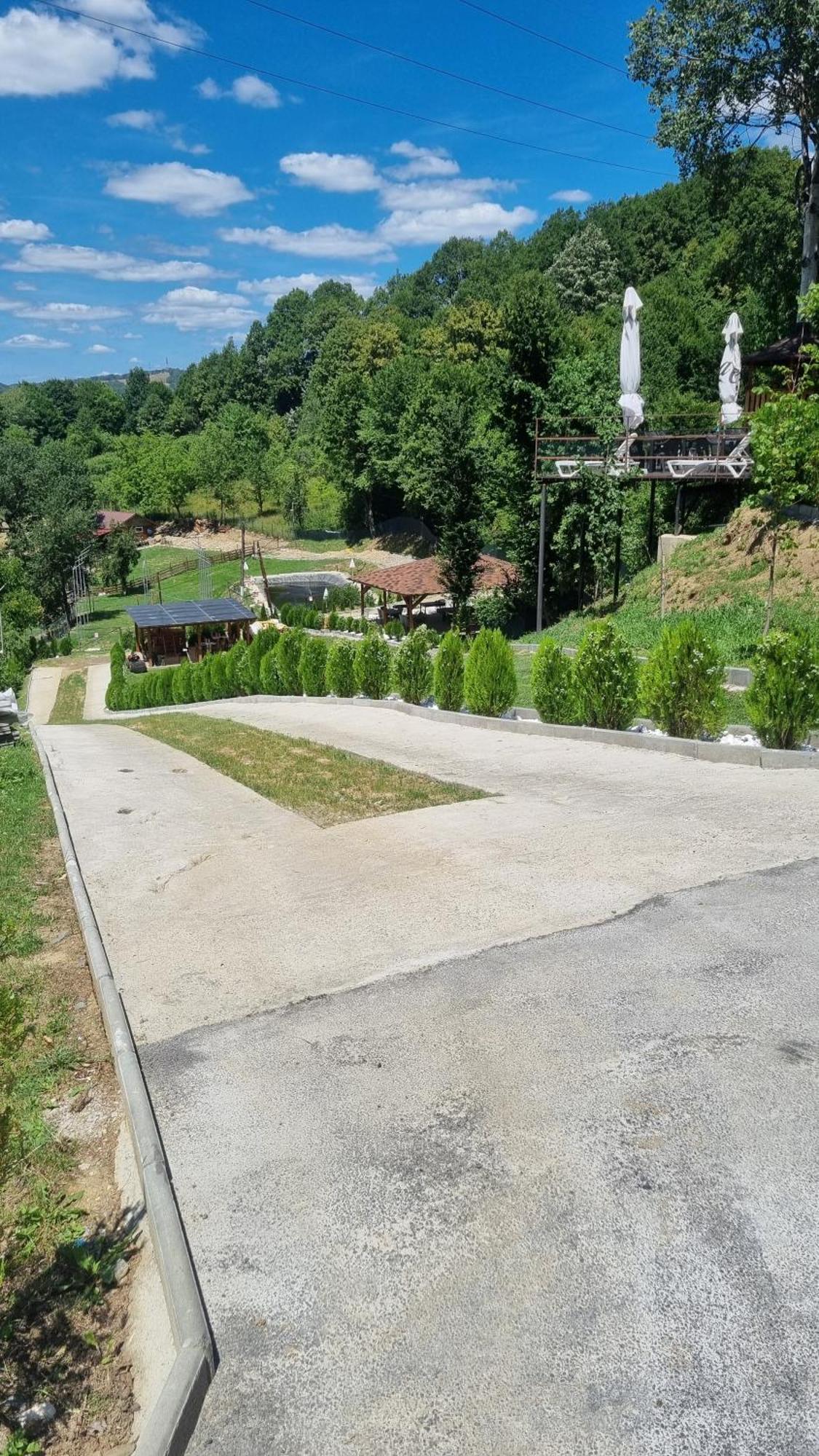 La Maria Si Ioana Curtea de Argeş Exterior foto