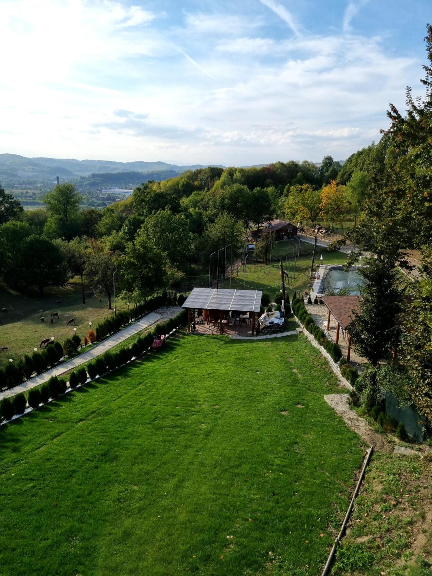 La Maria Si Ioana Curtea de Argeş Exterior foto